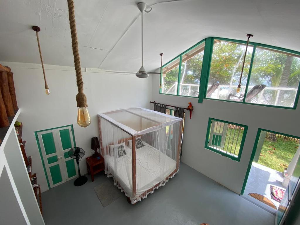 Beach House Kalukatiya - Family Villa, Seaview Room, Garden Room Dikwella Kültér fotó