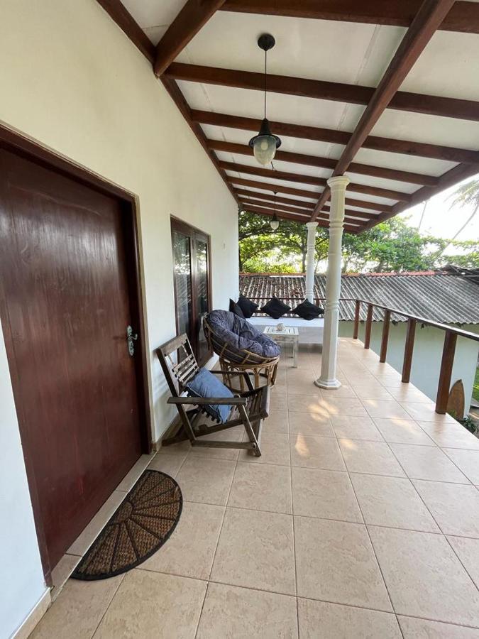Beach House Kalukatiya - Family Villa, Seaview Room, Garden Room Dikwella Kültér fotó